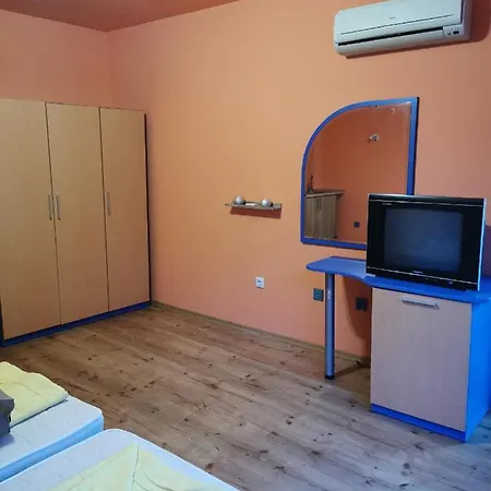 Studio Nas