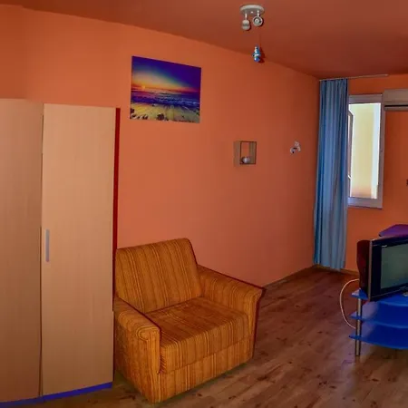 Studio Nas Апартаменты Приморско