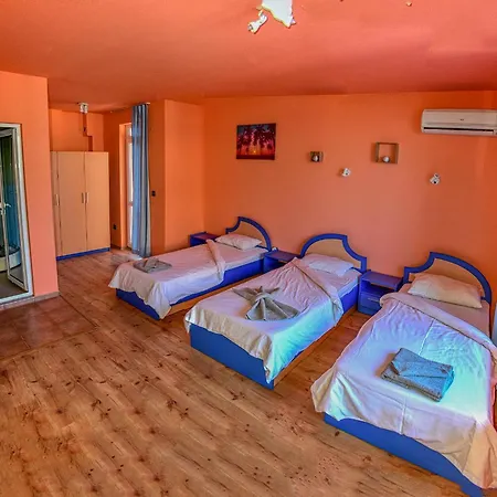Studio Nas Апартаменты *